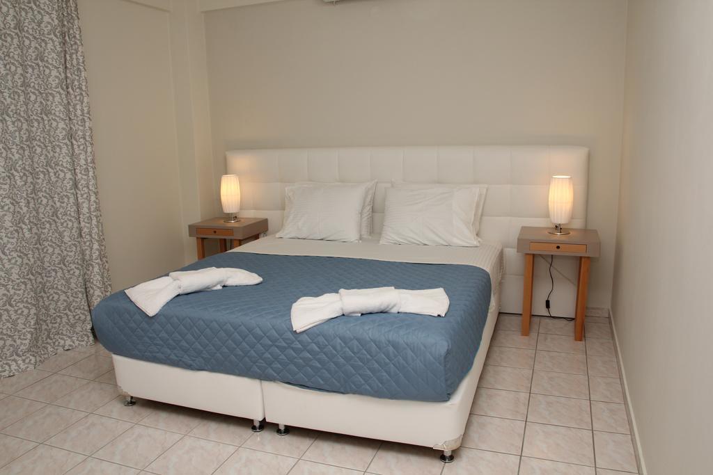 Holiday Luxury Villas คาลามากิ ภายนอก รูปภาพ