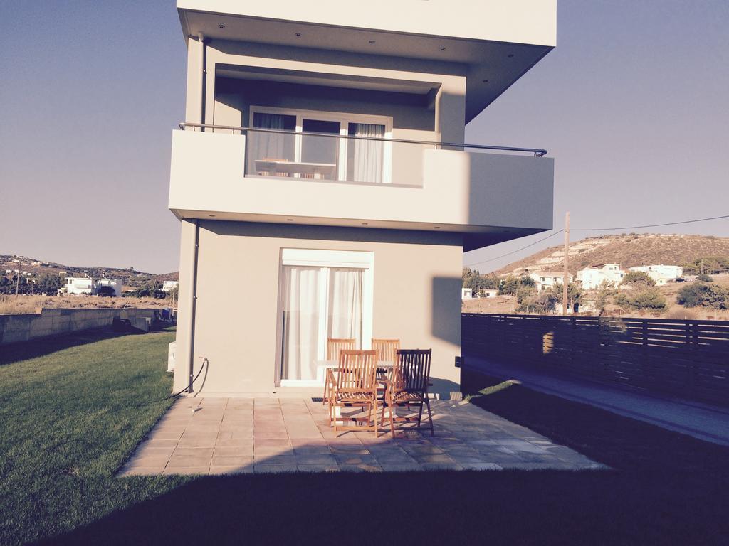 Holiday Luxury Villas คาลามากิ ภายนอก รูปภาพ